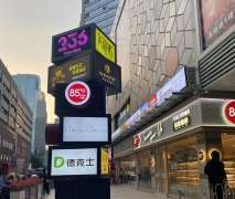 老餐飲設計師為您解讀新餐飲品牌選址是綜合商場店好還是街邊店鋪好？